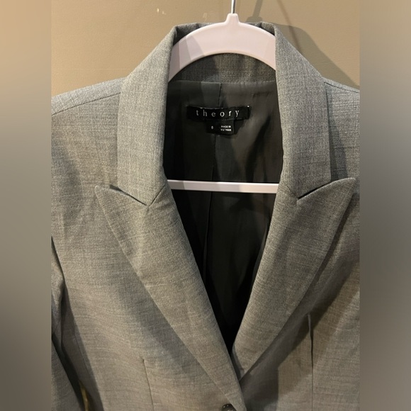 Theory size 8 contemporary blazer - Picture 3 of 11